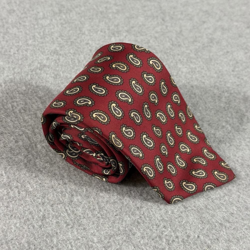 Vintage Carson Pirie Scott Italy Red Paisley 100% Silk Necktie Mens Tie 58x3.25"